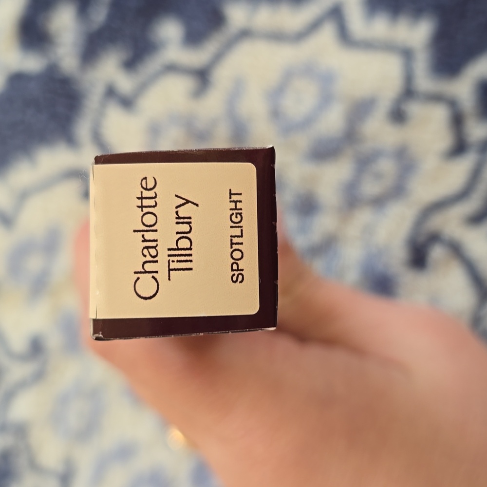 Collector's Edition Charlotte Tilbury Beauty Light Wand- "Spotlight" - Picture 2 of 5